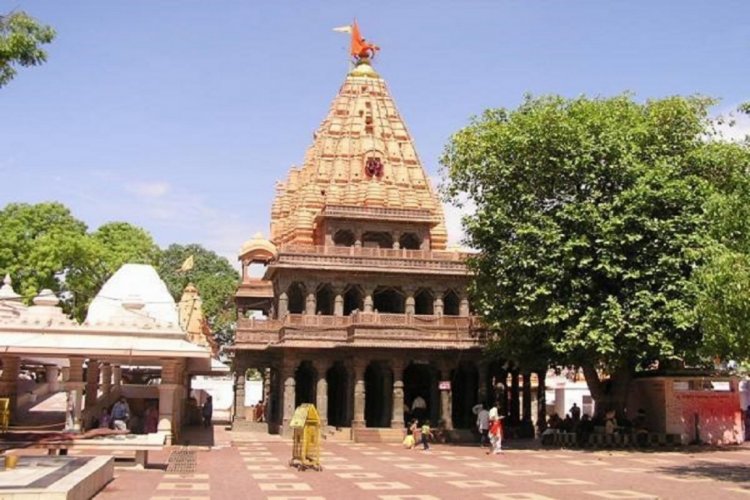 No rubbing of Shivalingam at Mahakal Temple: SC orders to stop erosion