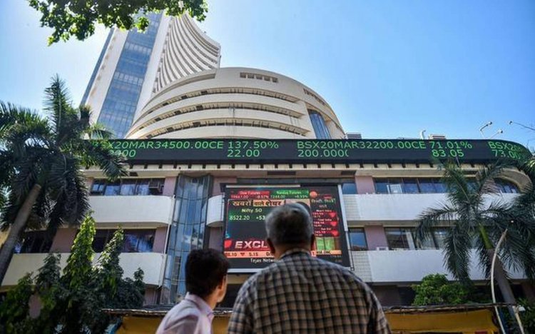 Sensex drops 100 pts in early trade; Nifty tests 11,300