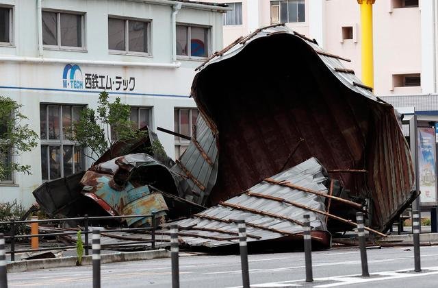Typhoon heads to South Korea after battering southern Japan