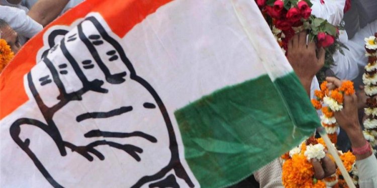 HP: Congress protests against corruption, dip in economy