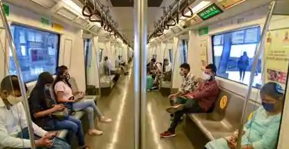 Metro Railway issues set of do's & don'ts for passengers