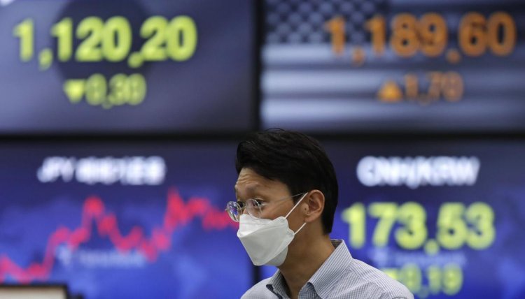 Asian shares mixed after technology fall leads US stock fall
