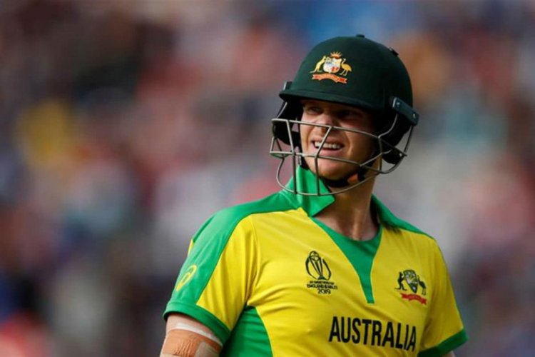 Smith on track to return for Australia after head knock
