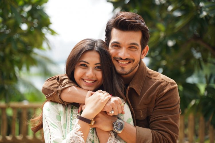 Siddharth Amit Bhavsar is out with a romantic single, starring Arjun Bijlani and Reem Sameer