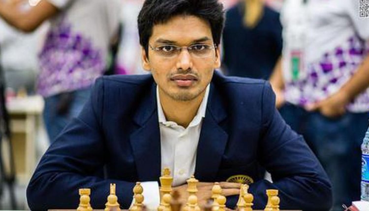 St. Louis Online chess: Harikrishna stuns Carlsen but later suffers four losses