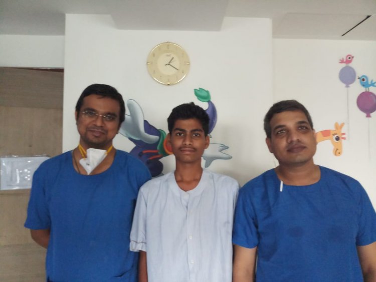 Large, Football Size, Lung Tumour Removed from the 15-Year-Old Boy at Wockhardt Hospital, Mira Road