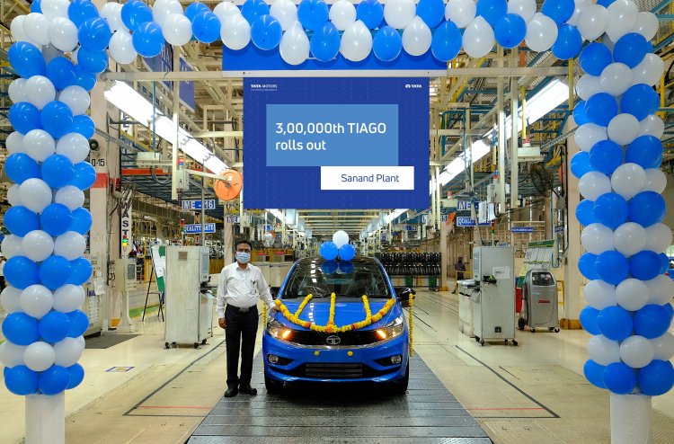 Tata Motors rolls out the 3,00,000th Tiago from its Sanand plant