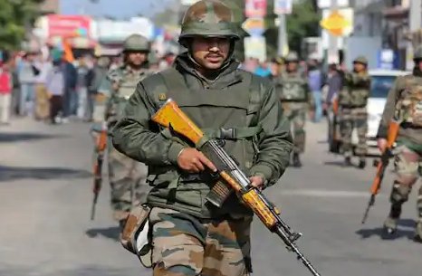 Two security personnel go missing in J-K