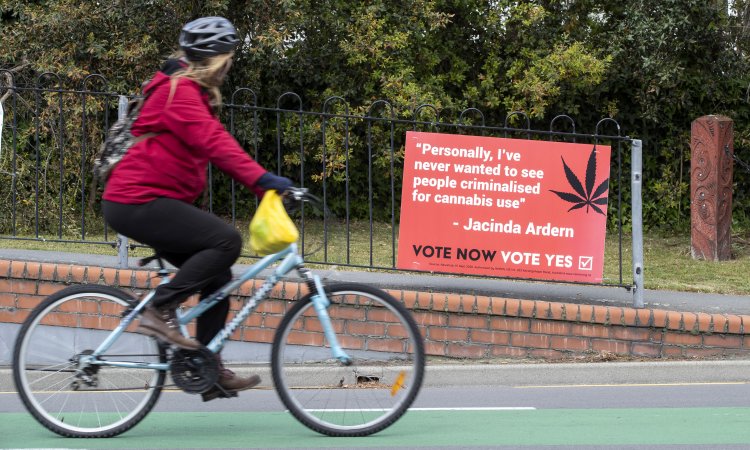 New Zealand to vote on legalising marijuana and euthanasia