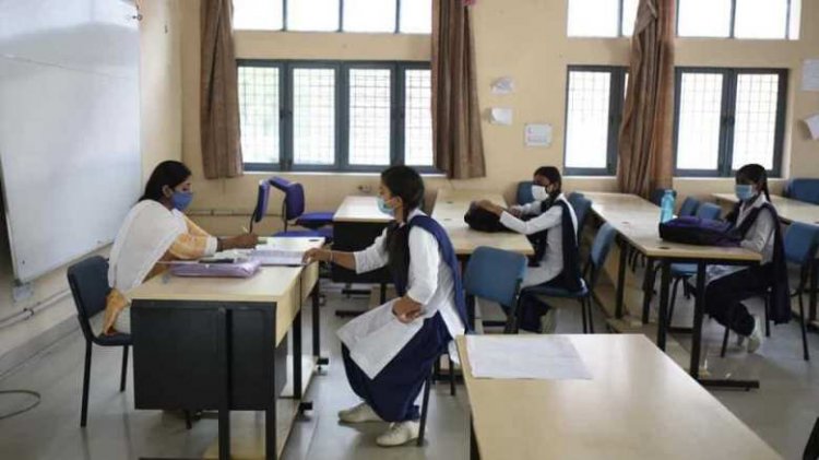 Calcutta HC orders private schools to offer minimum 20 pc reduction in fees