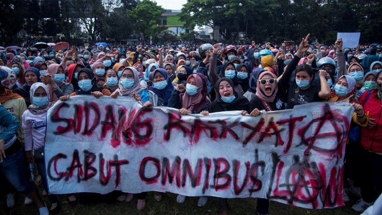 Protests Rise Against Indonesian Jobs Law