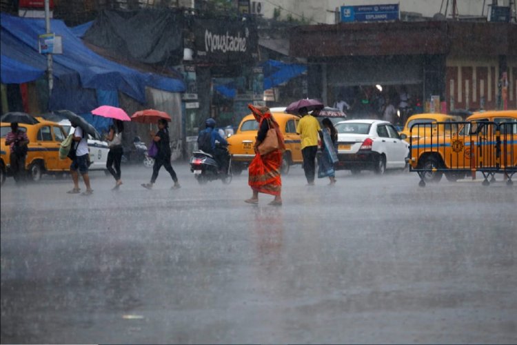 Rain may play 'asura' in Bengal this Durga puja