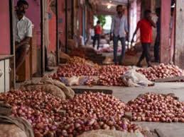 Govt left with 25,000 tonnes of buffer onion stock, says Nafed's Chadha