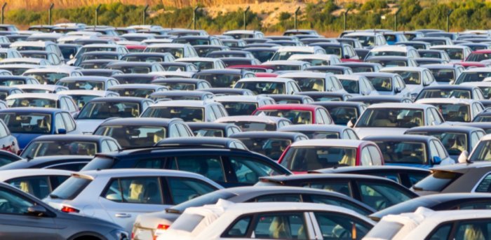 Passenger vehicle wholesale up 14% to 3,10,294 units in October: SIAM