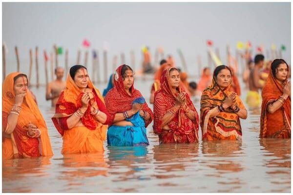 Jharkhand takes u-turn, allows Chhath puja celebrations along waterbodies