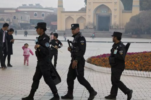 Chinese authorities detaining hundreds of Uyghur Imams in Xinjiang
