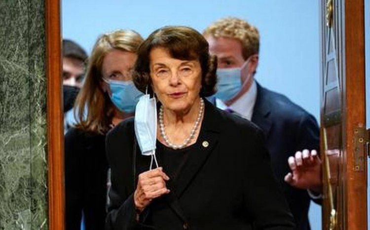 After criticism, Feinstein to step down as top Judiciary Democrat