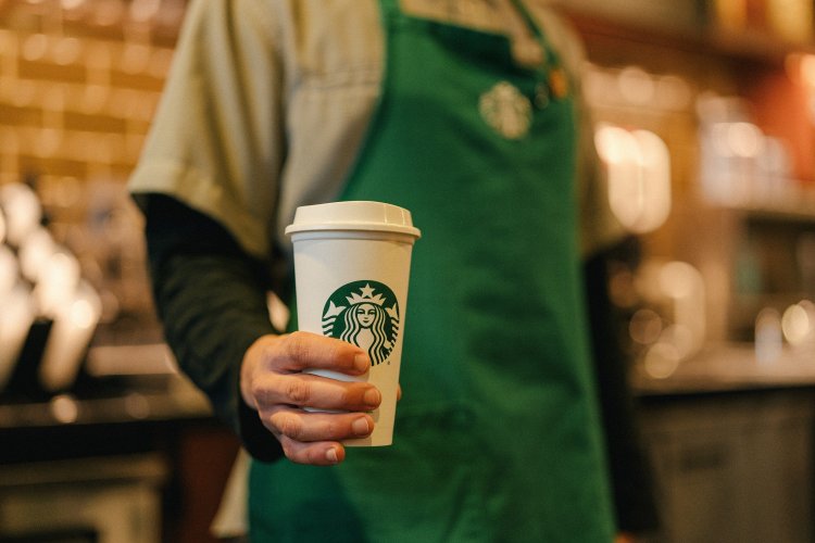 Starbucks to Provide Free Coffee to Healthcare Workers