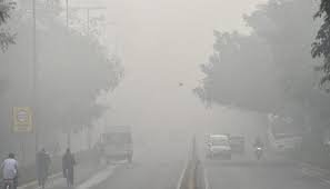 Dry weather in UP, dense fog in some places