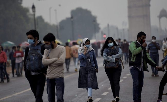 Delhi's minimum temperature rises slightly