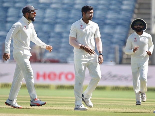 India vs Australia 2nd Test: Umesh Yadav suffers injury, hobbles off field