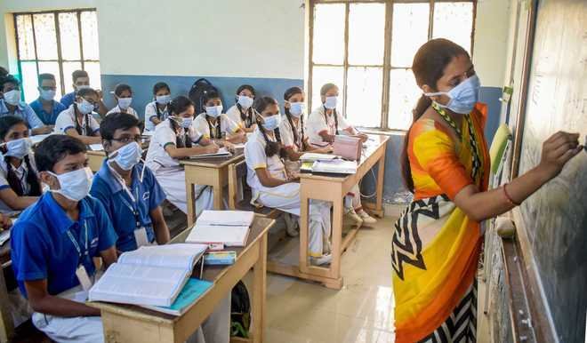 Maharashtra: Schools reopen in Aurangabad, 2 teachers test positive