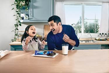 For the Very First Time, Father-Daughter Duo MS Dhoni and Ziva, Join the Playful OREO Brigade For #OreoPlayPledge