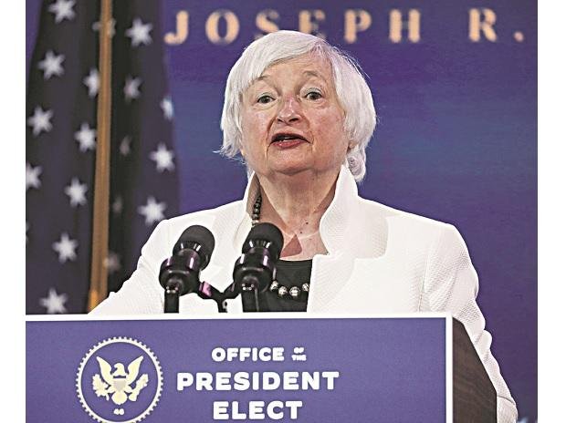 Janet Yellen makes history, sworn in as the first female US Treasury Secy