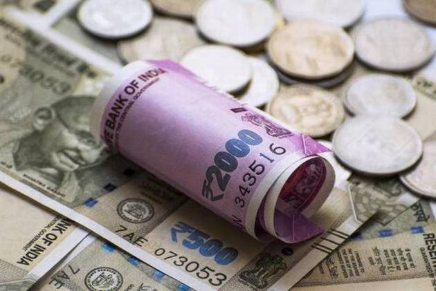 Rupee rises 7 paise to 72.98 against US dollar in early trade