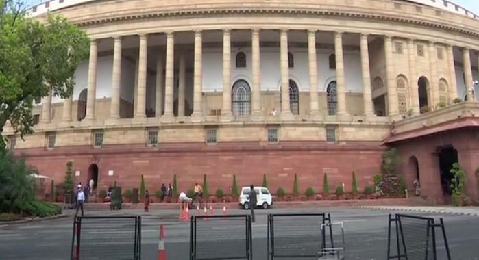 Farm laws to be core agenda for Congress in Lok Sabha today, uproar expected