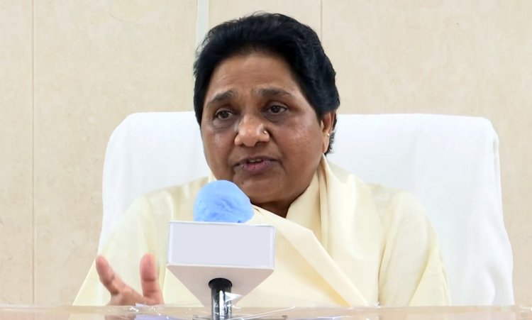 Centre should repeal farm laws, work for normalising situation: Mayawati